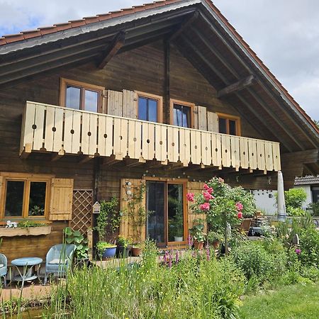 Helle Und Idyllische 2 Zimmer Wohnung Am Rande Von Berlin Exterior photo