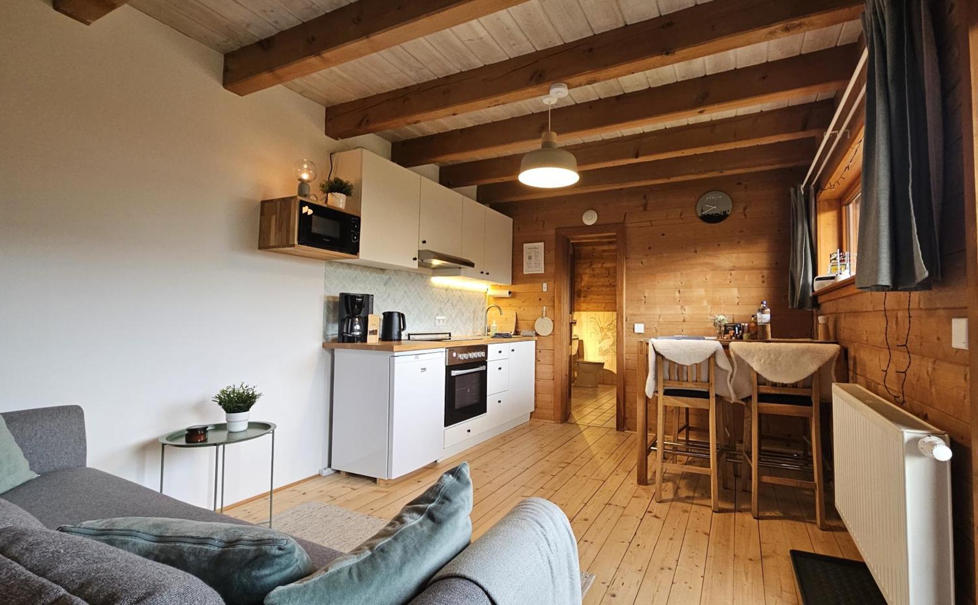 Helle Und Idyllische 2 Zimmer Wohnung Am Rande Von Berlin Exterior photo